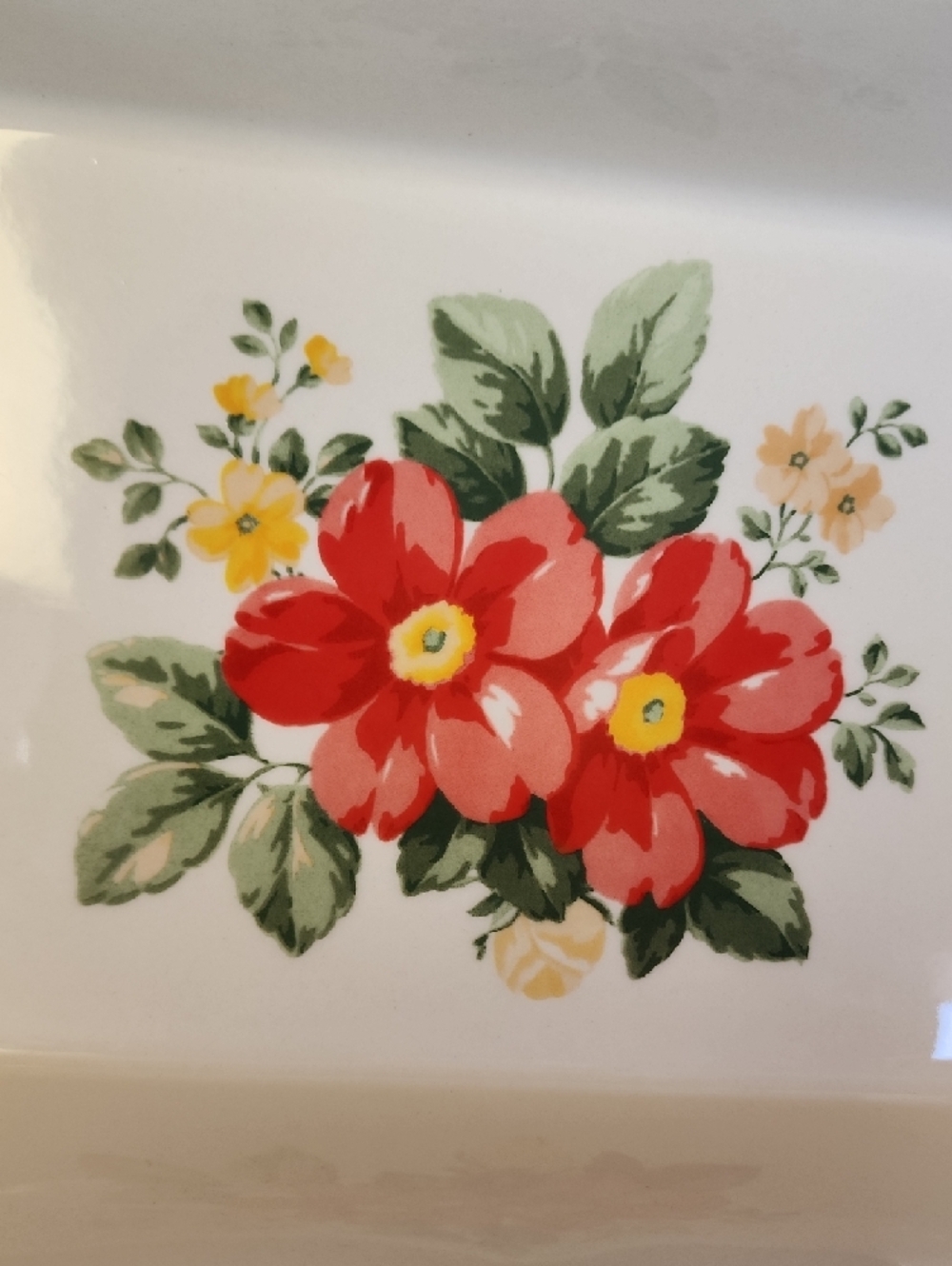 The Pioneer Woman Floral Ceramic Baking Dish with Red Trim. - Picture 3 of 12